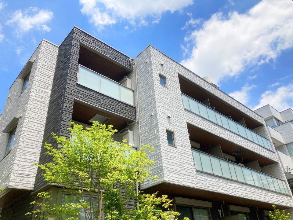 東京の多様な気候と住宅事情に対応する屋根リフォームの最前線と安全な暮らし